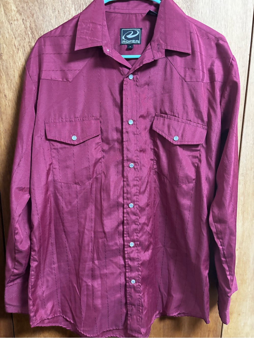 Roper Men's Burgundy Long-Sleeve Western Button-Up Shirt